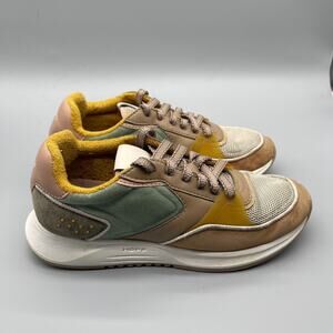 HOFF Shoes Womens Size 8 Brown Suede Viena Comfort Casual Walking Sneakers